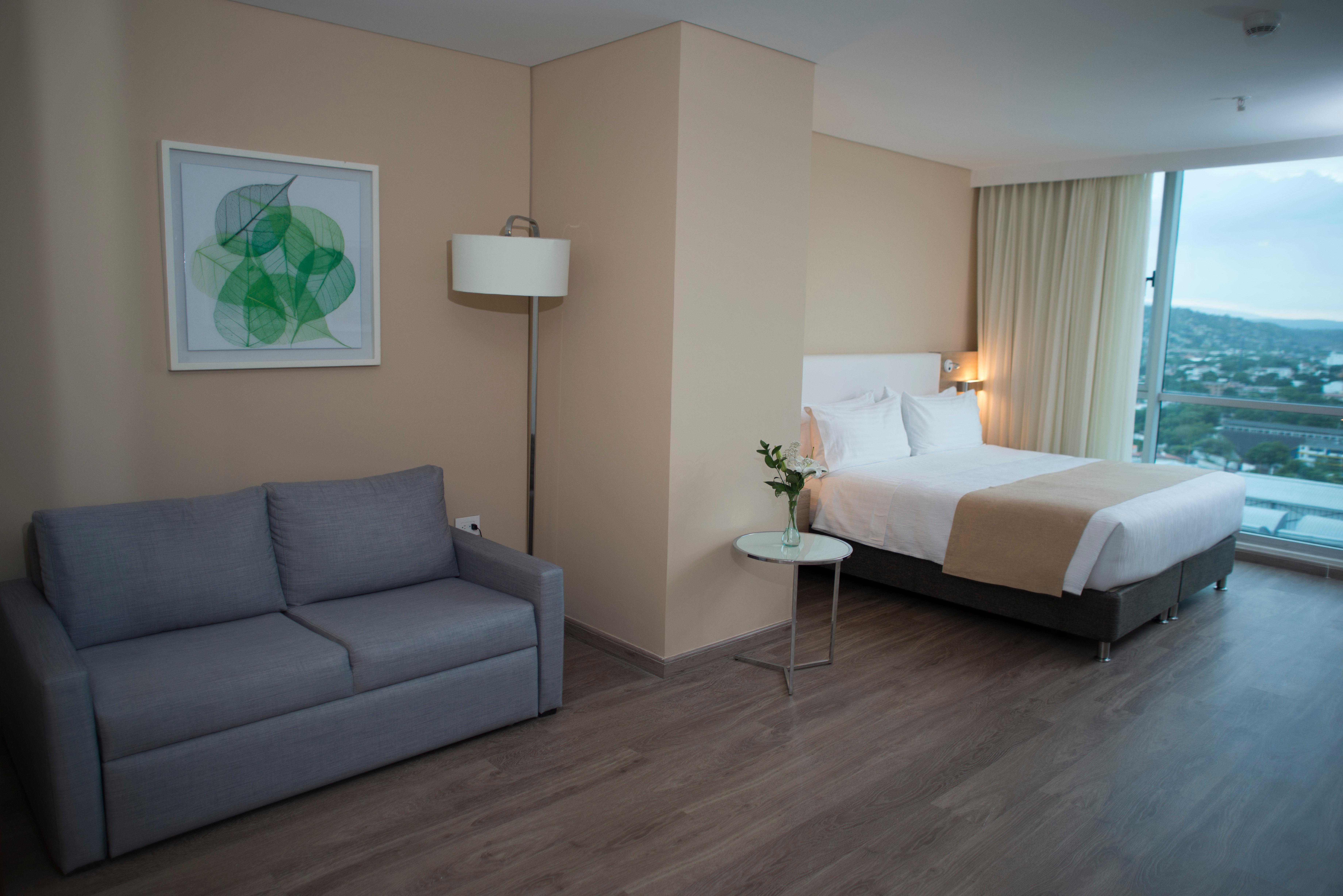 Holiday Inn Cucuta By Ihg Exterior photo A room at the hotel